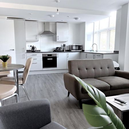 פטרבורו Ascot House Apartments מראה חיצוני תמונה